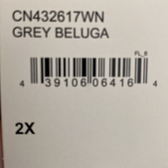 3/4 sleeve button top - Picture 6 of 7